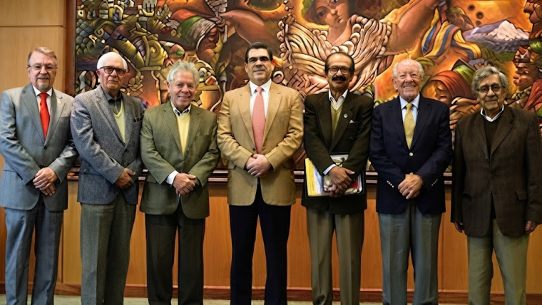 Nueva Historia del Ecuador se Presentará en un Coloquio.